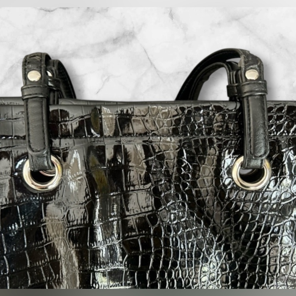 Nine West Black Patent Embossed Alligator Faux Leather Bag/Tote/Satchel - Picture 6 of 13